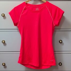 Champion Semi Fitted T-Shirt Small